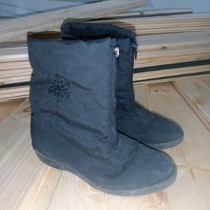 Toe Warmers Black PreOwned Black Boots Size 8W
